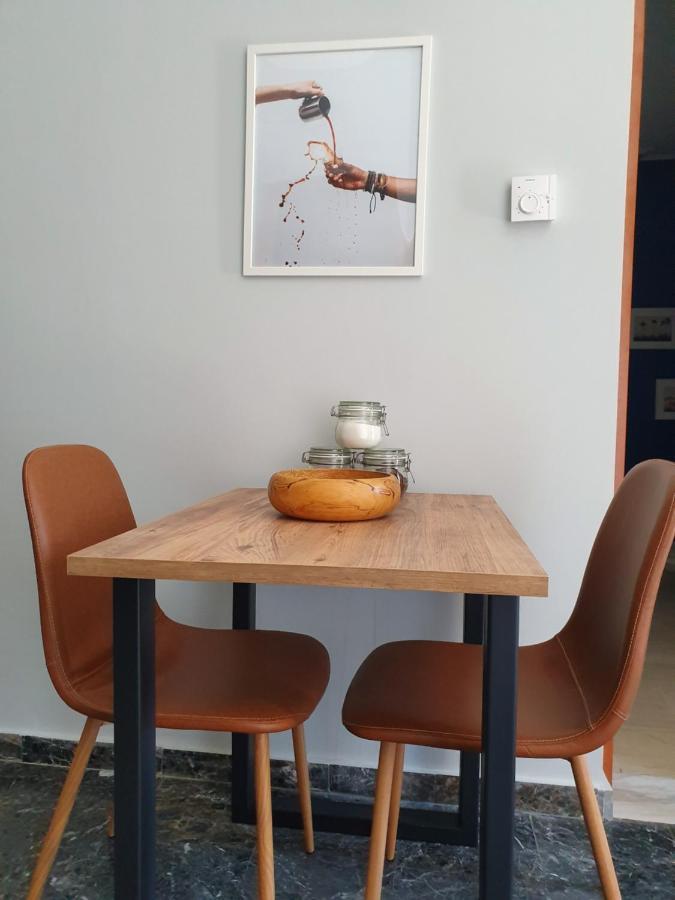 Homel Rocks -Elegant Apt 2Bd -Amazing Garden View Kalambaka Bagian luar foto