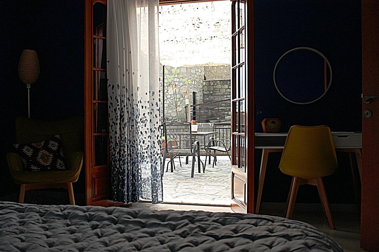 Homel Rocks -Elegant Apt 2Bd -Amazing Garden View Kalambaka Bagian luar foto